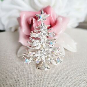 Christmas rhinestone tree brooch